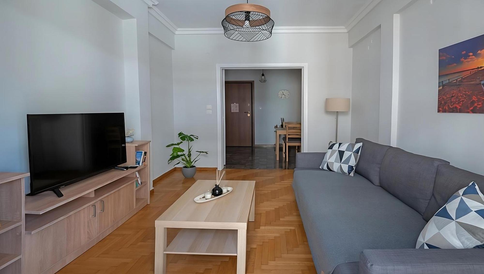 Apartament Entire Apt, 3rd Floor, 1 Bedroom